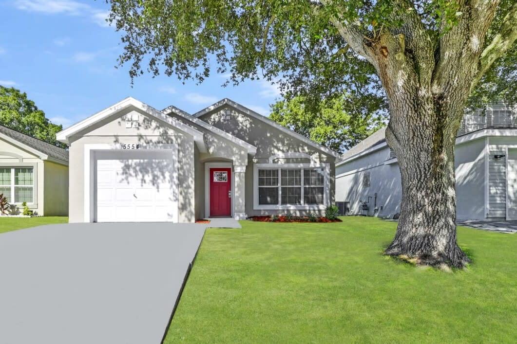 Primary Photo - 5554 Regal Oak Cir