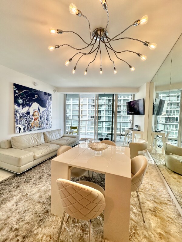 Foto del edificio - 495 Brickell Ave