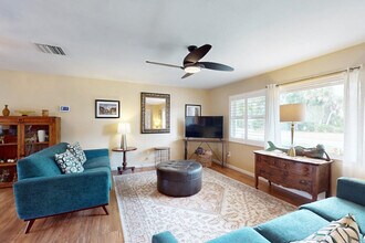 Building Photo - 2822 Tuckerstown Dr