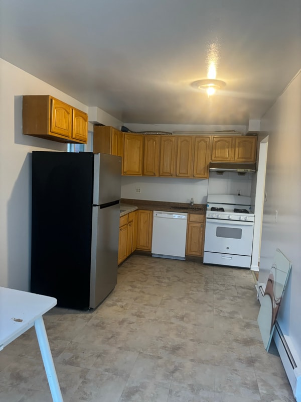 Foto del edificio - 99-47 62nd Rd