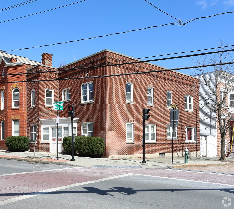 62 Delaware Ave, Albany, NY 12202 62 Delaware Ave Albany, NY