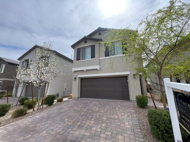 Foto del edificio - Fantastic two-story single-family house wi...