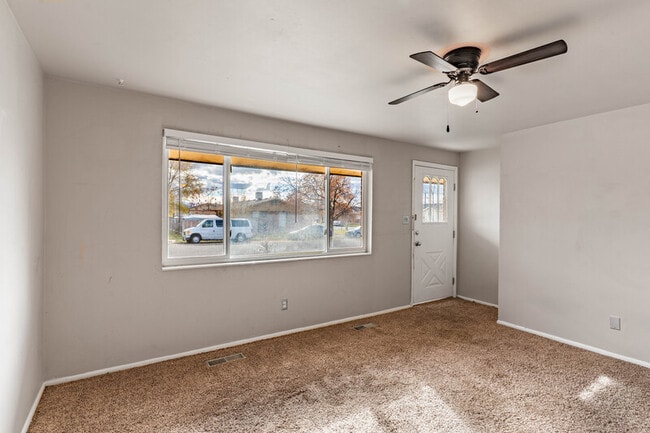 Building Photo - 1186 W 300 N