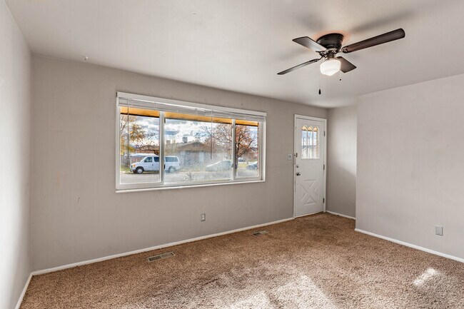 Foto del edificio - 1186 W 300 N