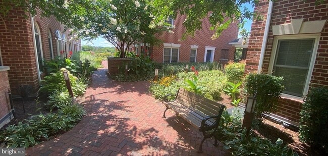 Photo - 2256 S Garfield St Townhome