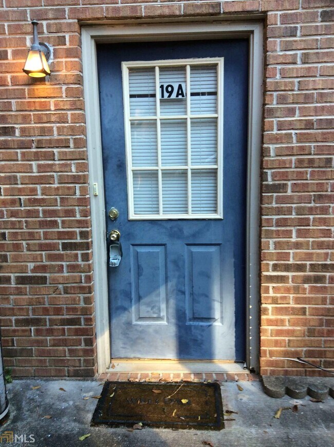 Building Photo - 19 Sentry Oak Ct