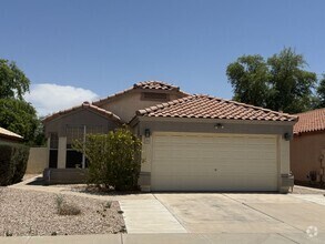 Building Photo - 2311 S Karen Dr