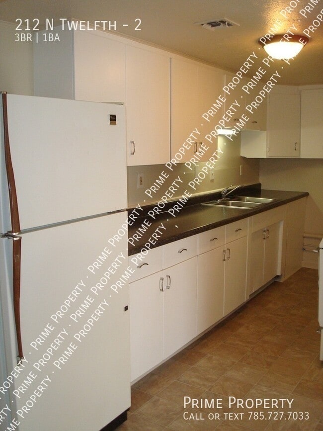 Building Photo - 212 N 12th St