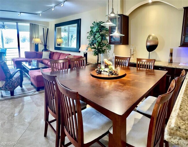 Foto del edificio - 3 br, 2 bath House - 2681 S Course Dr Apt 212