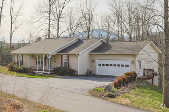 Building Photo - 26 Herringbone Dr