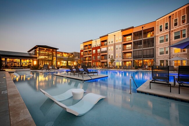 Building Photo - Bexley Sugarloaf