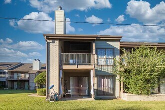 Building Photo - 8257 Sands Point Dr