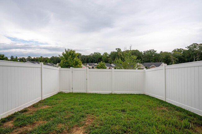 Building Photo - 351 Capeside Ct