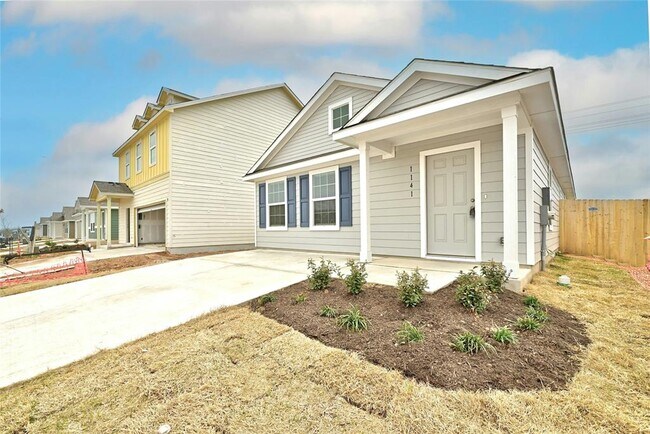 Foto del edificio - 1141 Catfish Ln