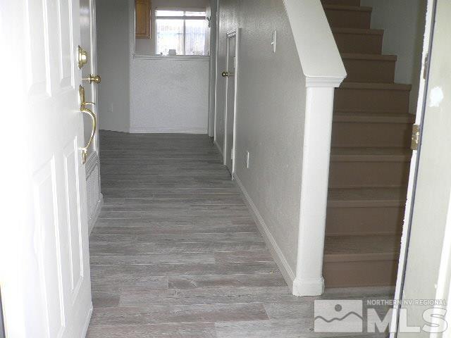 Building Photo - 400 Valley Cir