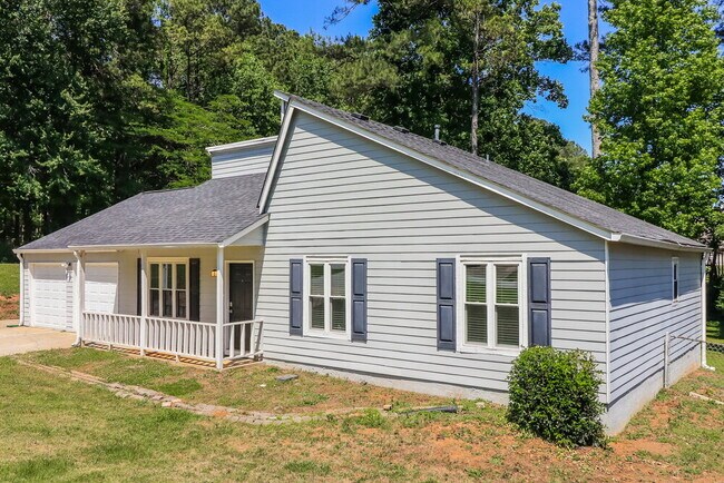 Building Photo - 3000 Owens Meadow Dr NW