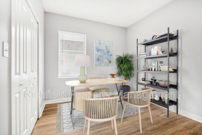 Foto del edificio - 25 N Drexel Ave