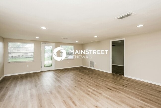 Foto del edificio - 3 Bedroom Pet-Friendly Home in NEW PORT RICHEY, FL with Main Street Renewal