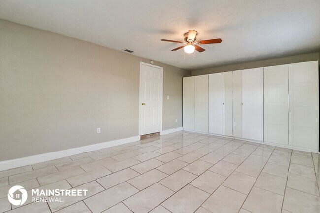 Foto del edificio - 121 Sunlit Cove Dr NE