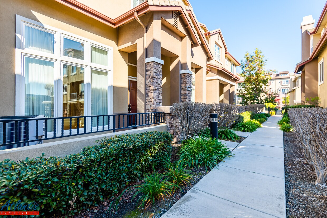 Foto principal - 1728 Avenida Elisa
