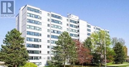 Building Photo - 600-600 Grenfell Dr