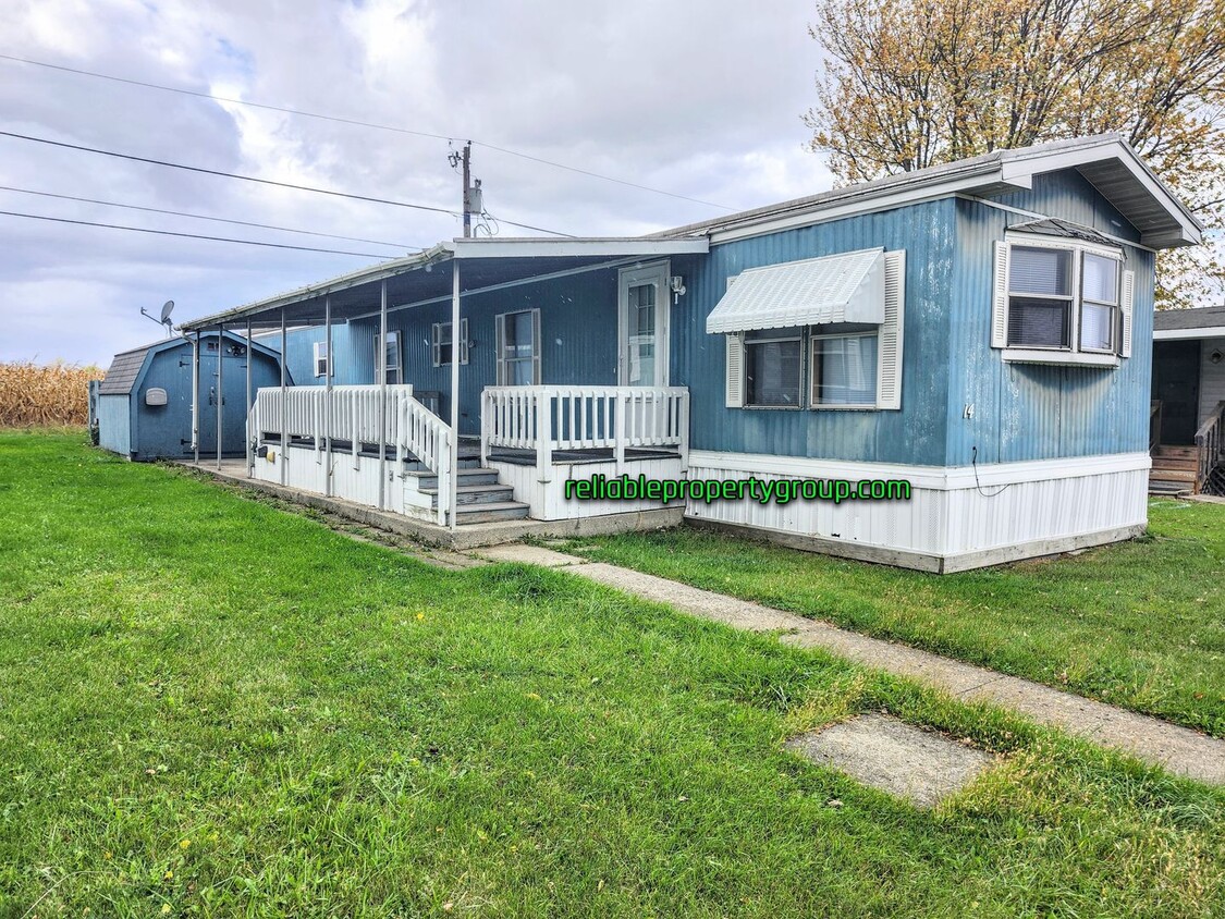 Primary Photo - New Listing in Churubusco