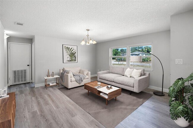 Building Photo - 2105 9th St NE