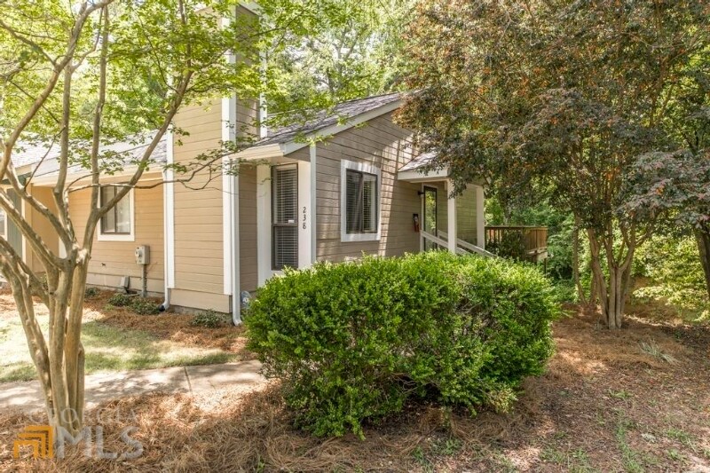 238 Somerset Dr, Warner Robins, GA 31088 Townhome Rentals in Warner