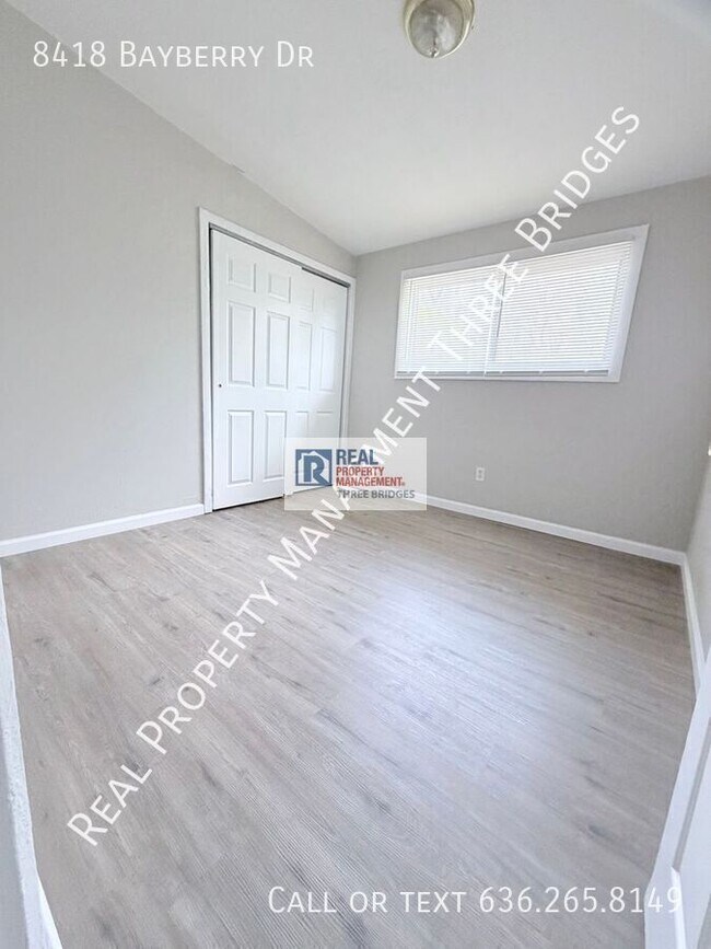Foto del edificio - 8418 Bayberry Dr