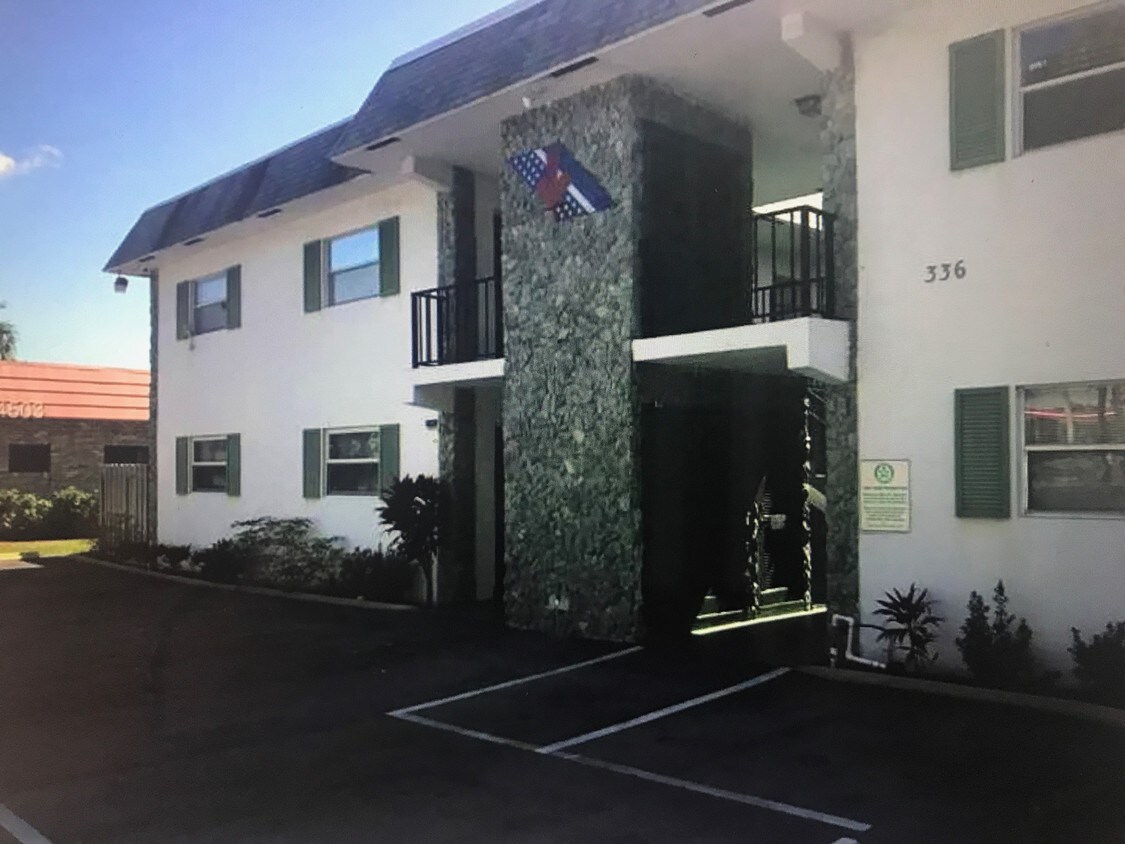Foto principal - 336 SW 1st St