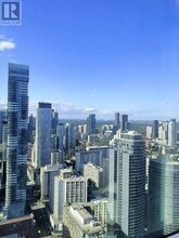 Building Photo - 386-4386 Yonge St