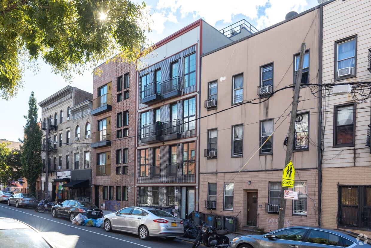 Building Photo - 102 Central Ave