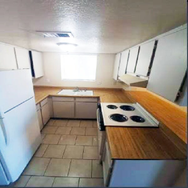 2197 Exeter Dr Unit 4, Las Vegas, NV 89156 2197 Exeter Dr Las Vegas