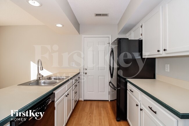 Building Photo - 2071 Saponi Village Ct