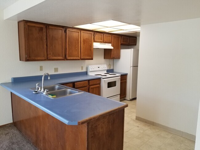 Foto del edificio - Walking Distance to neighborhood schools a...