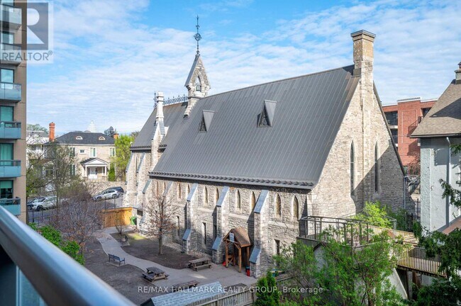 Photo du bâtiment - 238-238 Besserer St