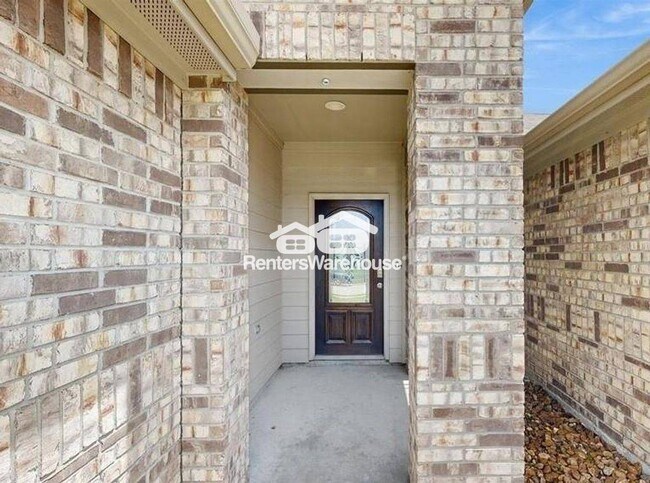 Building Photo - 18277 Eaton Mill Dr