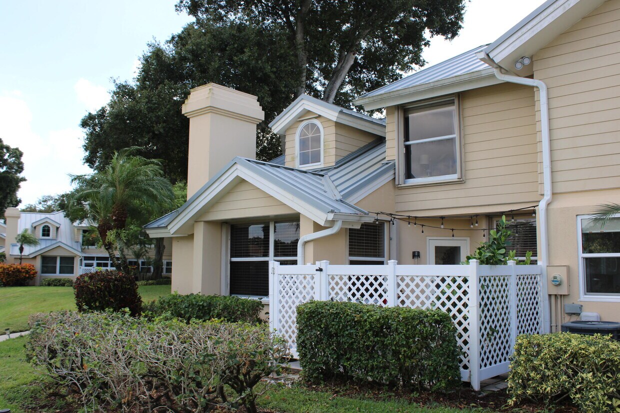 Foto principal - 2302 Chadwick Ct