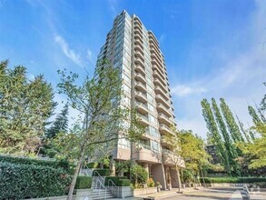 Building Photo - 9633 Manchester Dr