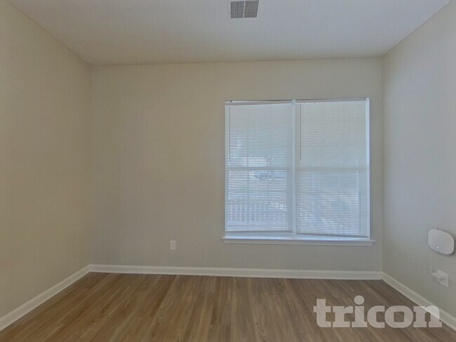 Foto del edificio - 207 Bolette Ln