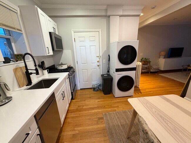 Foto del edificio - 1576 Cambridge St