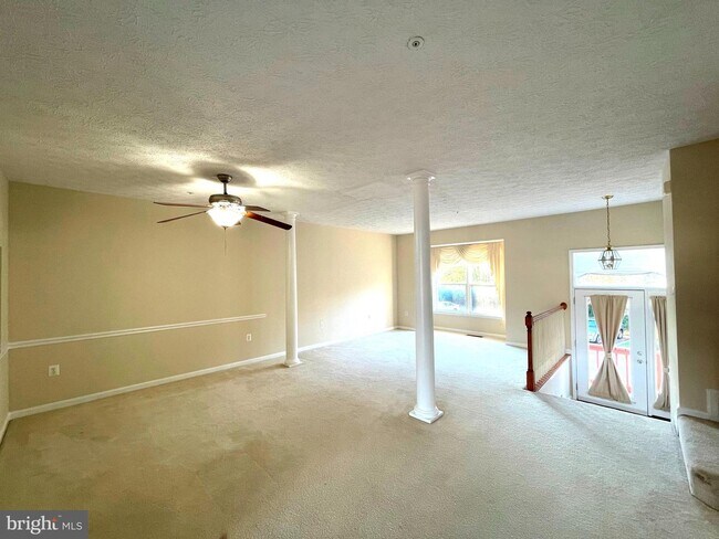 Building Photo - 48395 Surfside Dr