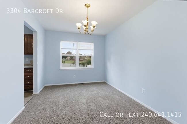 Building Photo - 3304 Barcroft Dr