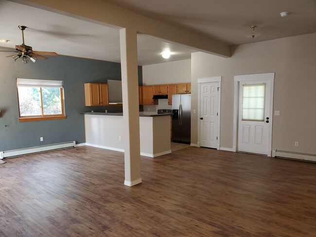 Foto del edificio - 2012 Remington St