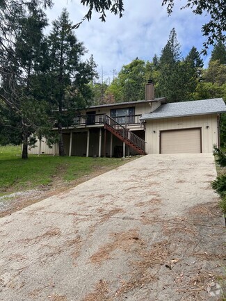 Building Photo - 16703 Silver Dr S