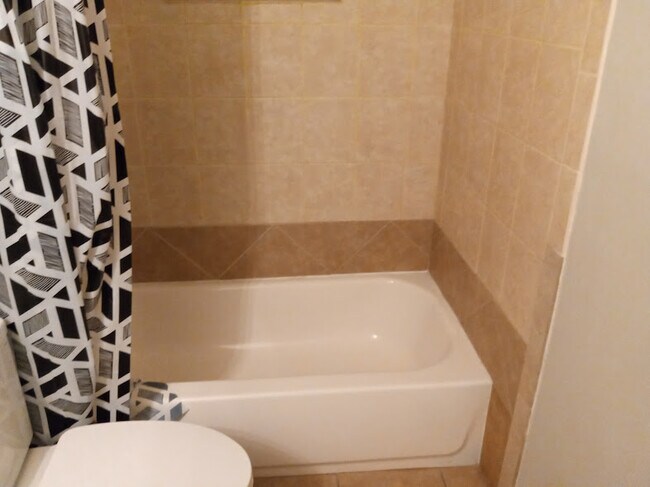 Foto del edificio - 7306 E Belleview St