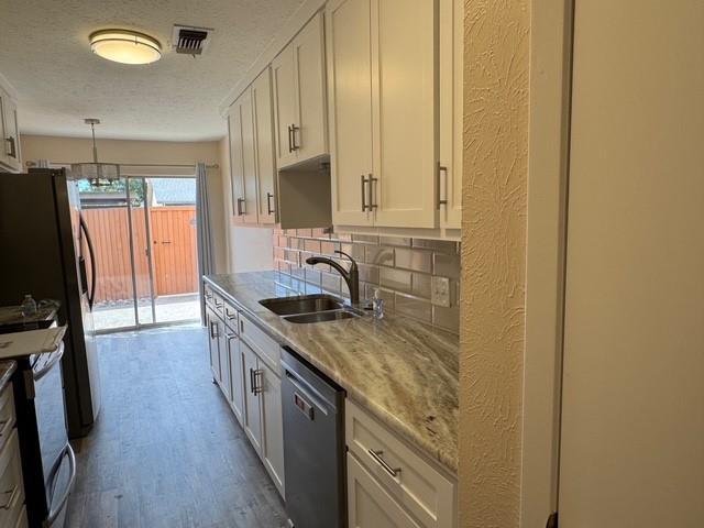 Foto del edificio - 10724 Pagewood Dr