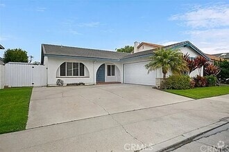 Building Photo - 9561 Rockpoint Dr