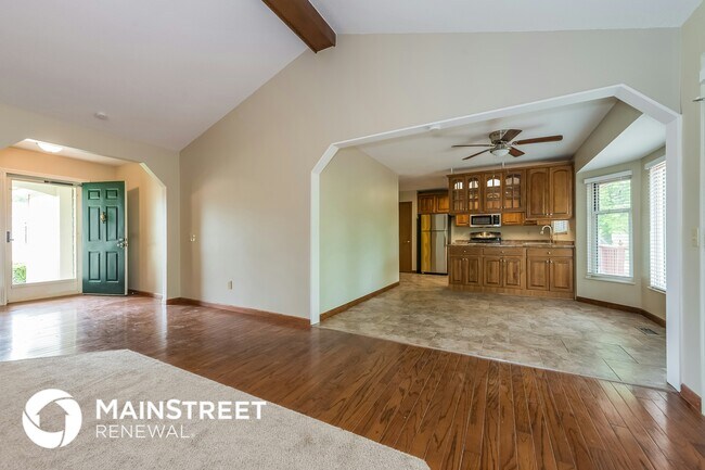 Building Photo - 920 Justice Ct