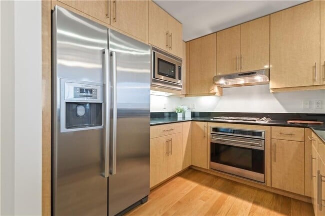 Foto del edificio - 1 W Exchange St